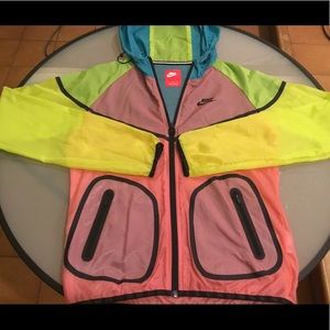Nike Tech Hyperfuse Windrunner Windbreaker *Rare!*